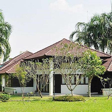 Ban Pong  Pattaya Country Club & Resort מראה חיצוני תמונה